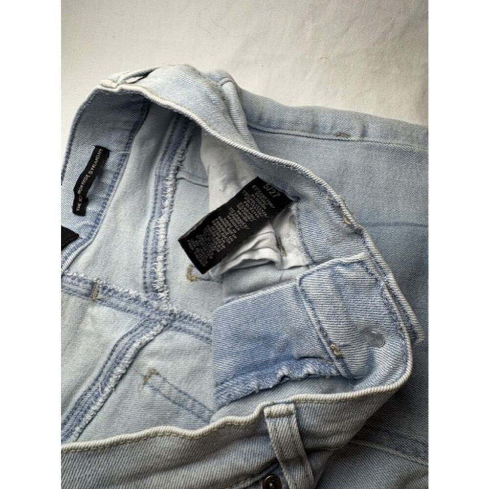 Kendall + Kylie Jeans Icon High Rise Straight Leg Distressed Light Wash 5/27 - Picture 3 of 8